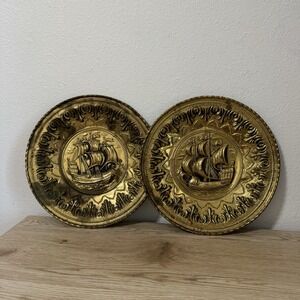 Hammered Brass Embossed Wall‎ Plates Sailboats Ships Made in England Set Of 2